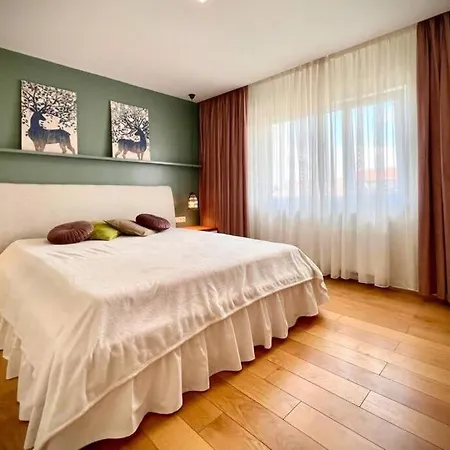 Bright And Modern شقة *