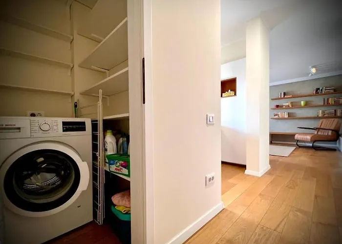 Apartment Bright And Modern